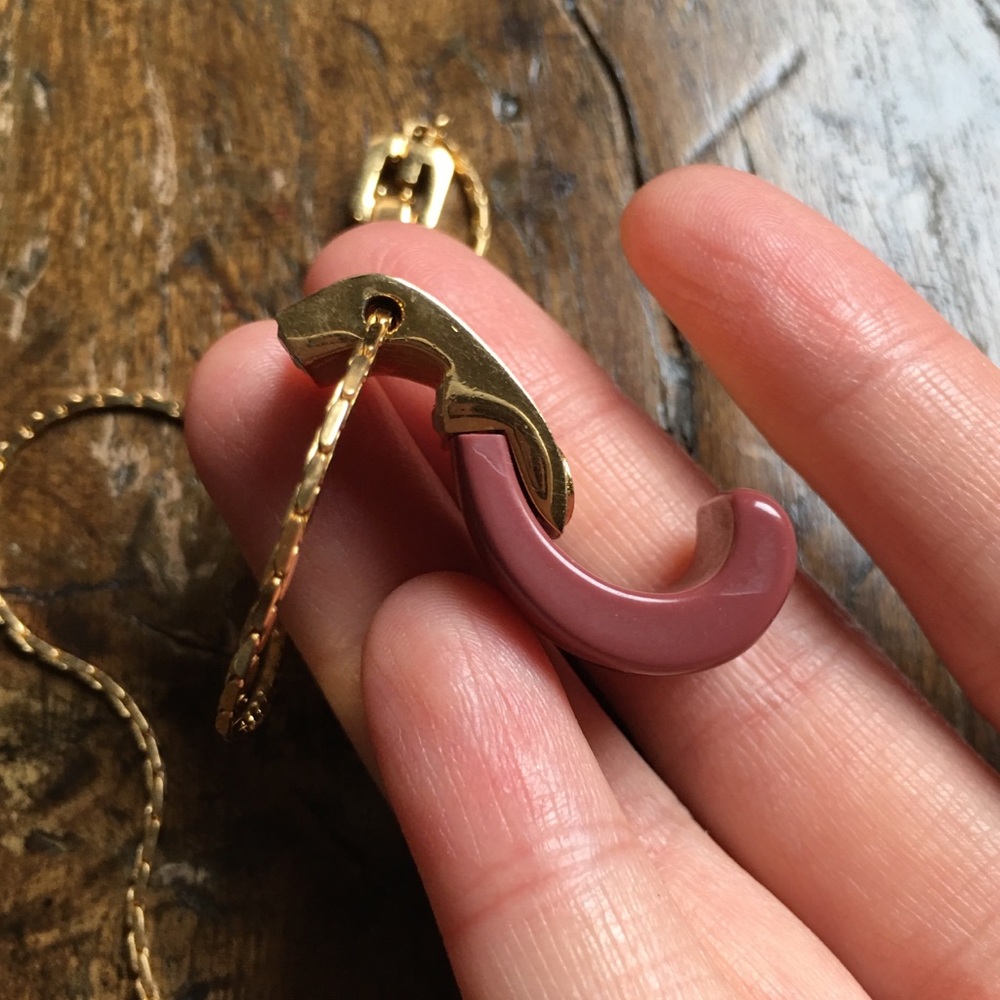 Vintage Givenchy 80s curved mauve signed necklace - Picture 10 of 16